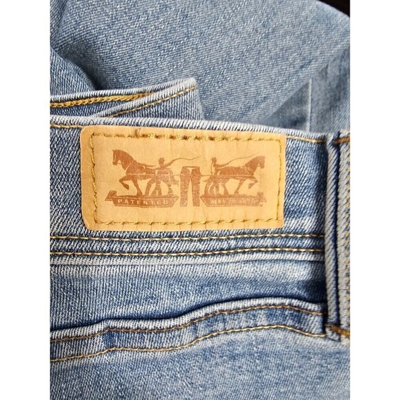 Levi's Perfectly Slimming 512 Straight Leg Jeans Light Blue Size 12 W31 L32 - Picture 7 of 15